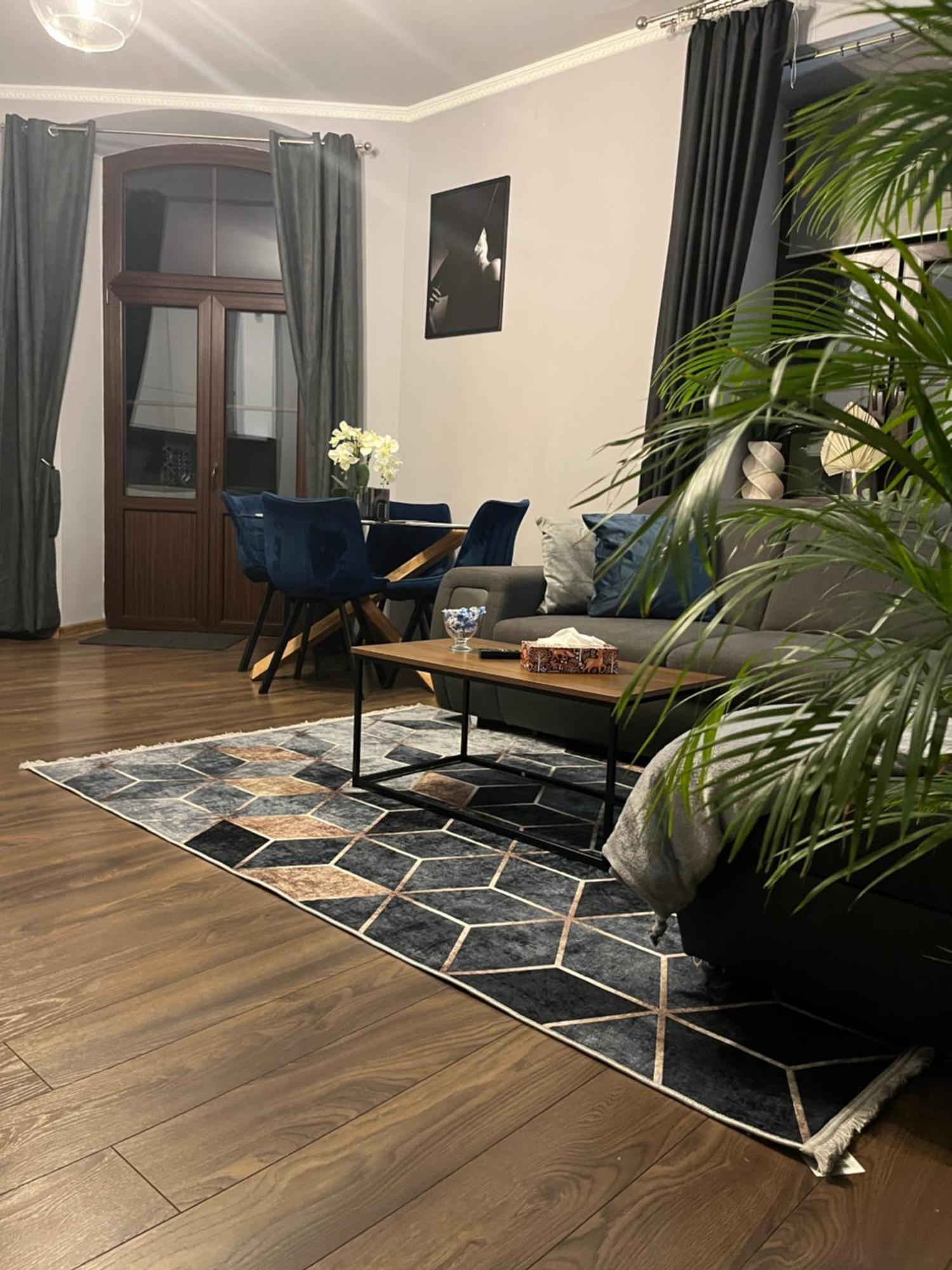Apartamenty Luczkowskiego Z Widokiem Na Studnie 4 Chelm Exterior photo